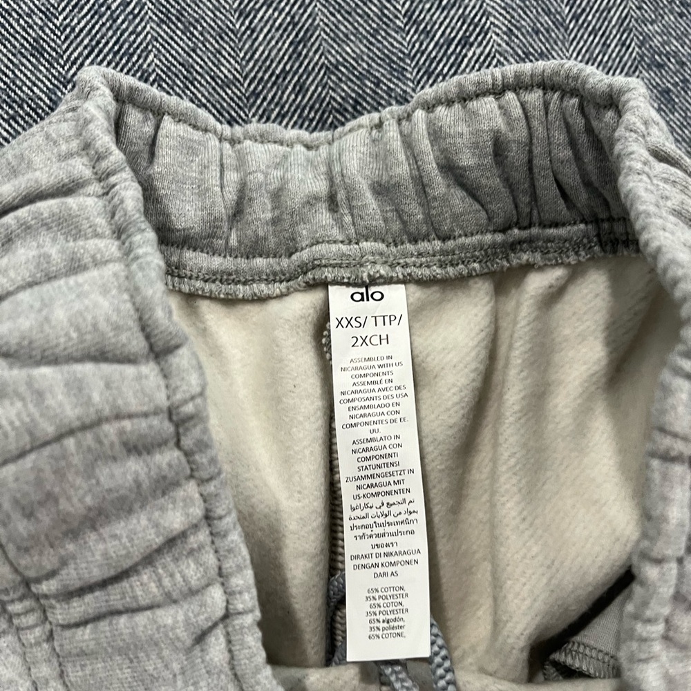 alo accolade sweatpants | size M - Picture 5 of 6